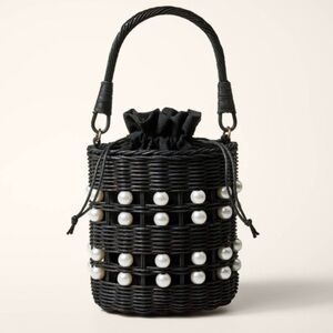 NWOT Kate Spade black summer bucket bag